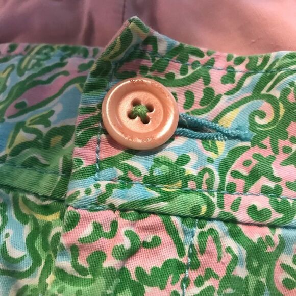 Lilly Pulitzer Callahan Shorts Women's Size 6 Chomp Chomp Alligator Pink & Green - Picture 8 of 13